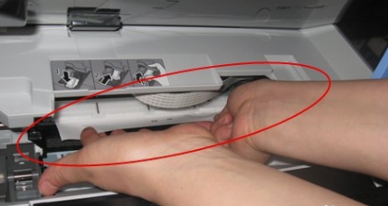 打印機出現(xiàn)卡紙現(xiàn)象