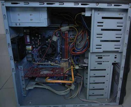 計(jì)算機(jī)主機(jī)