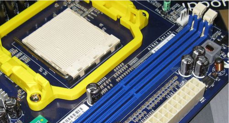 如何查看主板型號(hào)