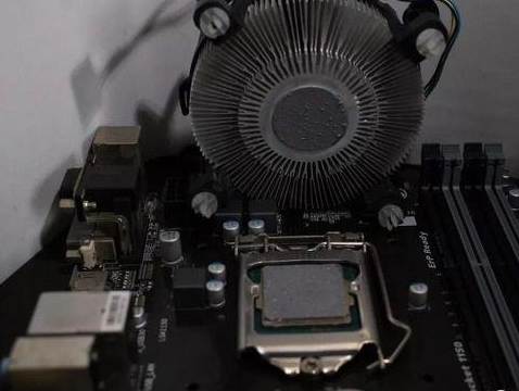 電腦組裝教程圖解