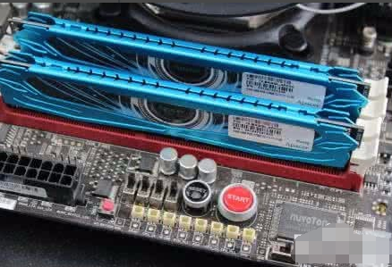 電腦藍(lán)屏是什么原因