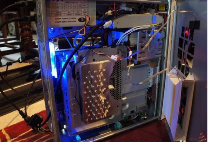 電腦機(jī)箱漏電