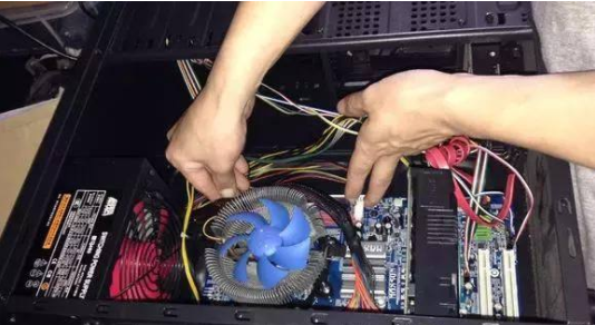 電腦開不了機(jī)